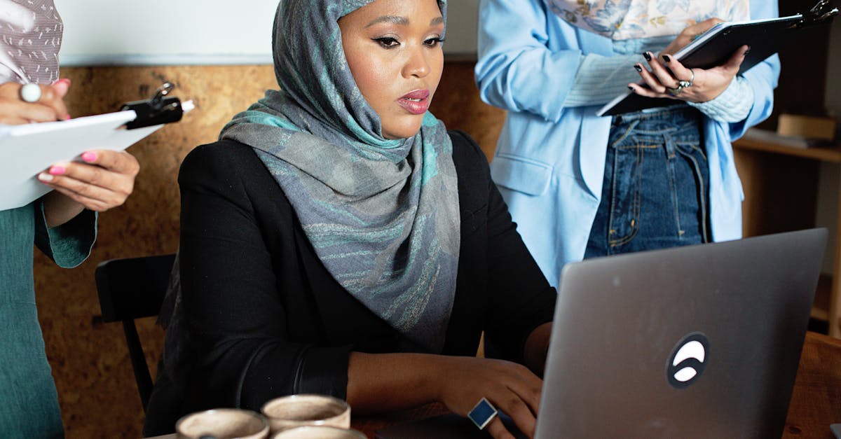 “当代年轻人为什么越来越迷恋香烟？” 