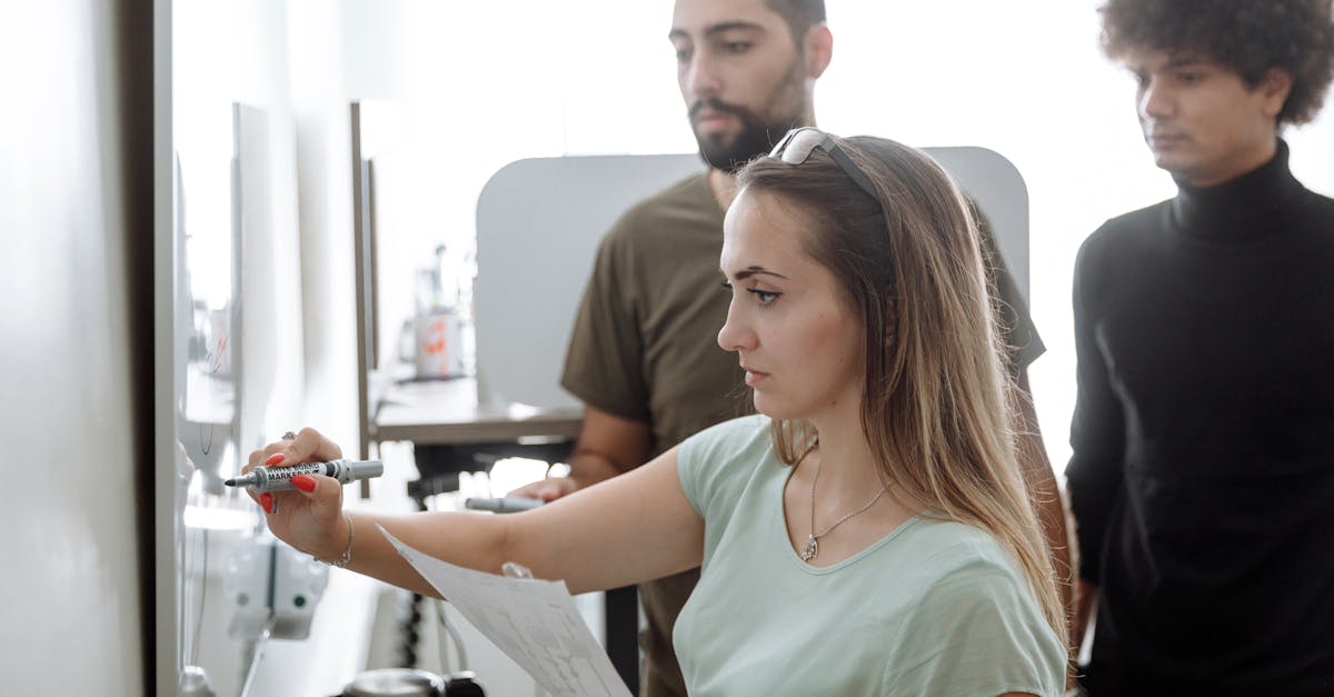 CG阔叶罗布图雪茄：国外手机注册国内抖音账号